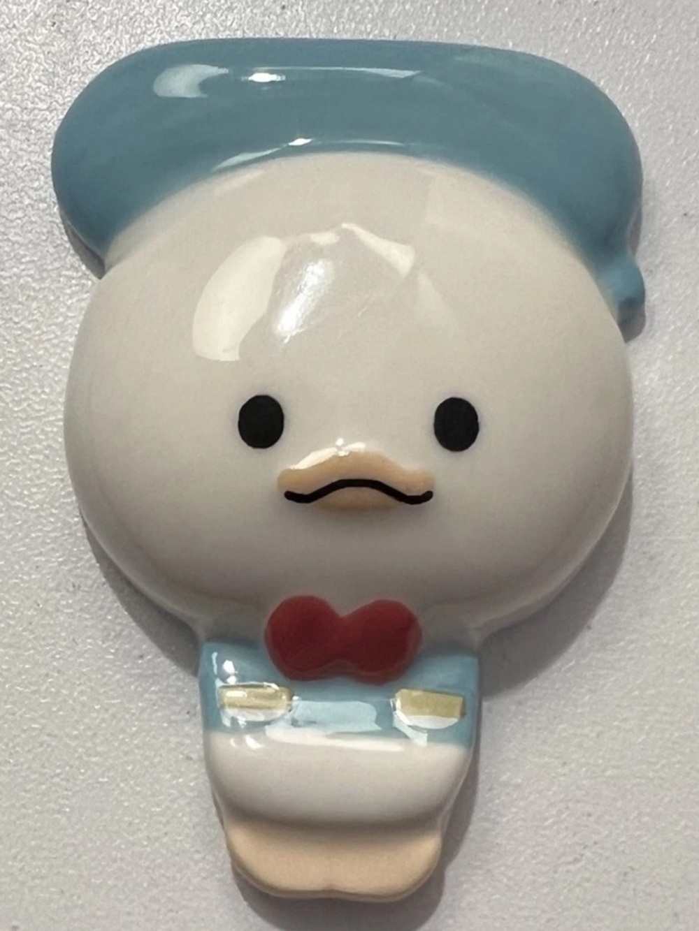Disney Yululun Donald Duck Chopstick Rest by Sun Art